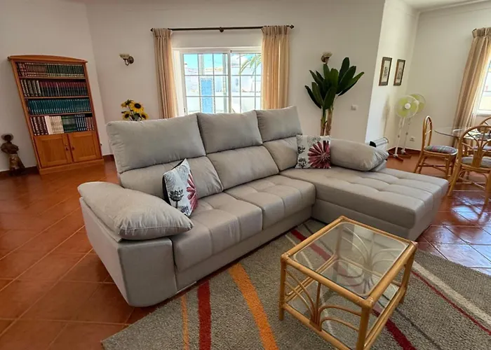 Villa Barros By Galantevasques